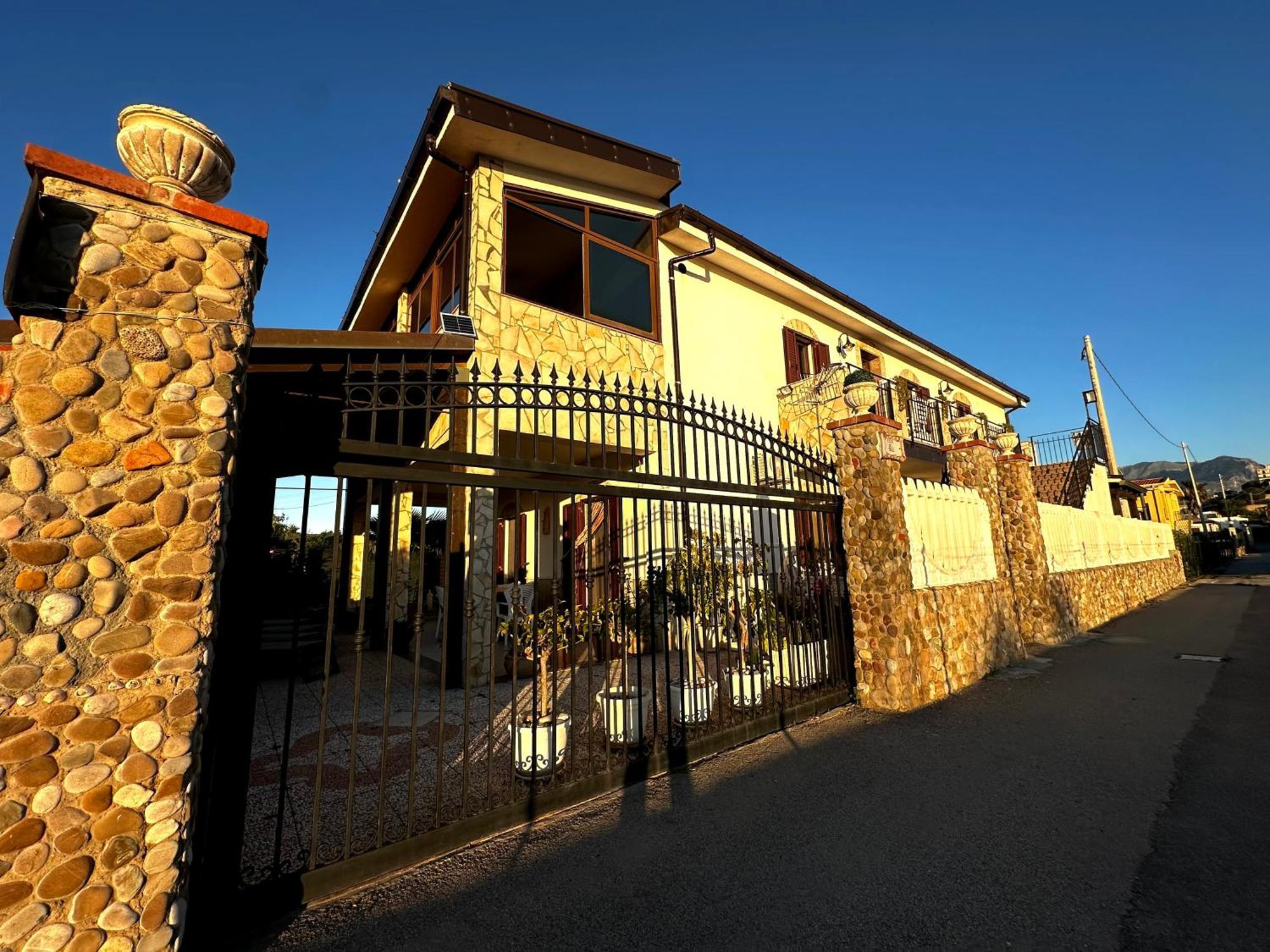 坎波菲利斯·迪·罗切Casa Del Sole公寓 外观 照片